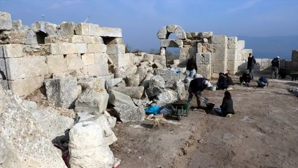 st-simon-manastirinda-60-yil-sonra-yeniden-tarihe-isik-tutuluyor-1606394718501.jpg St. Simon Manastırı'nda 60 yıl sonra yeniden tarihe ışık tutuluyor-2