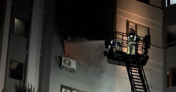 İstanbul Bakırköy’de yürekleri ağza getiren yangın! Bina sakinleri sokağa fırladı!