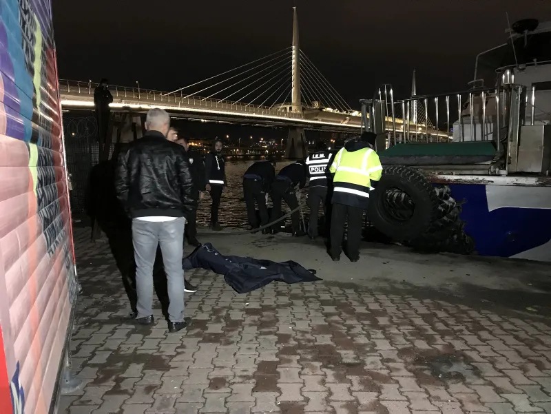 Gece yarısı korkunç olay! İstanbul'da denizde bulundu - 1