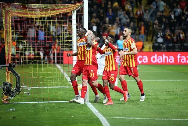 Şampiyon Trabzonspor'a karşı kirli algı operasyonu! Zihinlere enjekte edilen virüs: Fenerbahçe önderliğini yapıyor-4