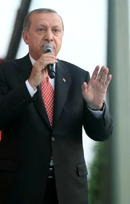 Korkaklar zafer anıtı dikemez