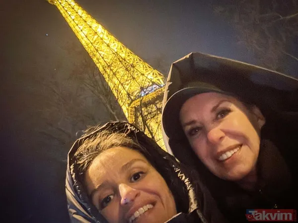 Perihan Savaş Ve Kızı Zübeyde Melek