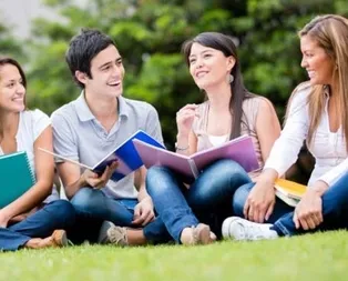 Öğrenciye 4 bin 500 TL