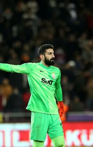 Galatasaray Mali Genel Kurul'da rakamları açıkladı taraftar isyan etti! İsmail Çipe’nin menajerine tam 360 bin lira...