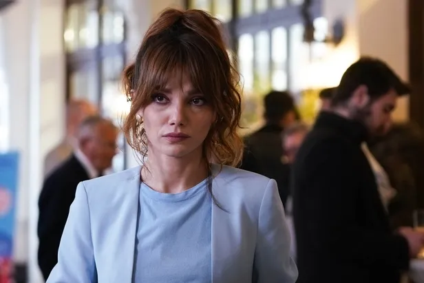 bir-kucuk-gun-isigi-bu-aksam-yok-mu-neden-yok-17-nisan-2023-atv-yayin-akisi-bir-kucuk-gun-isigi-yeni-bolum-ne-1681741684085.jpg Bir Küçük Gün Işığı bu akşam YOK MU, neden yok? 17 Nisan ATV yayın akışı! Bir Küçük Gün Işığı yeni bölüm ne zaman, saat kaçta?-5