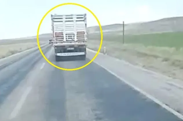 Ambulansa yol vermeyen sürücüye ceza