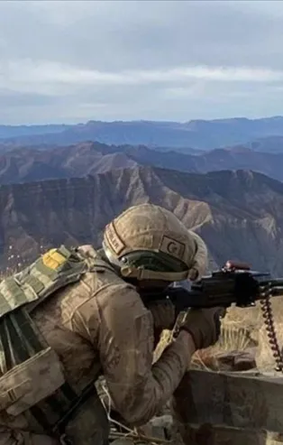 Suriye'de PKK'ya bir darbe daha! Barış Pınarı bölgesinde temizlik: 2 terörist öldürüldü