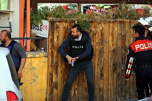 Ankara'da hareketli dakikalar! Saldırgan vuruldu-4