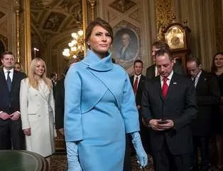 Melania Trump'ın elbisesinde dikkat çeken detay