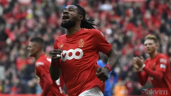 Galatasaray bir transferi daha bitirdi! İşte geliş saati - 14