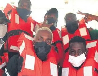 Onyekuru ve Etebo Benin’e tekne ile gitti