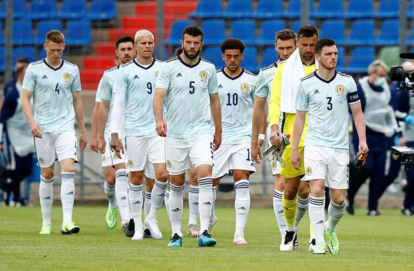 euro-2020de-d-grubunda-hangi-ulkeler-var-d-grubu-mac-takvimi-ingiltere-hirvatistan-iskocya-ve-cekyanin-son-durumu-1623059289912.jpg EURO 2020 D Grubu'nda hangi ülkeler var? D Grubu maç takvimi... İngiltere, Hırvatistan, İskoçya ve Çekya'nın son durumu...-7