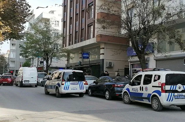 Konuşma talebi reddedilince kendisini vurdu! Yer: Kocaeli