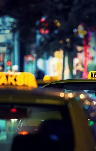 Gözünü açtığında yarı çıplak haldeydi... Genç kızı taciz eden sapık taksiciye görülmemiş ceza
