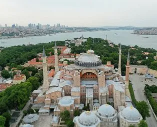 Ayasofya anketinde çarpıcı sonuçlar! Hangi partili ne dedi?