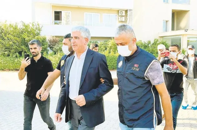 İşbirlikçiler elde! Mersin'deki terör saldırısını gerçekleştiren teröristler irtibatlı kişilere operasyon!