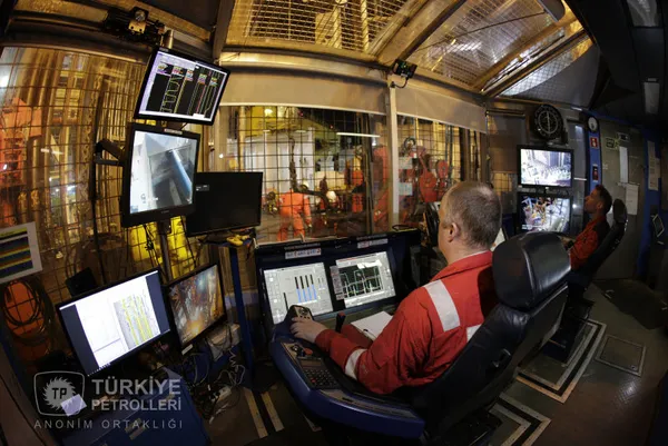 Son dakika: Karadeniz gazı iletim hattına verildi! Enerji ve Tabii Kaynaklar Bakanı Fatih Dönmez: Perşembe karaya çıkacak-9