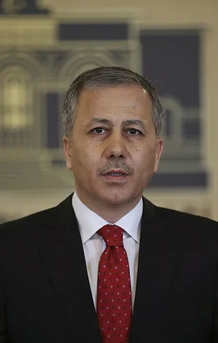 İstanbul Valisi Yerlikaya'dan koronavirüse karşı "48 saat hiç çıkma" çağrısı