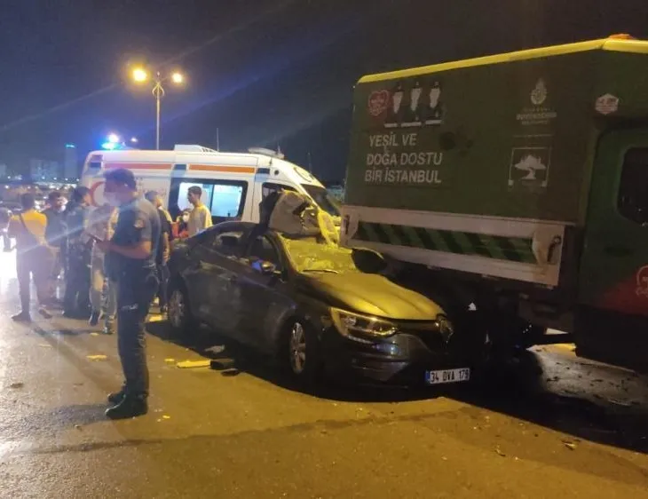 Bayrampaşa’da zincirleme trafik kazası! Trafik kilit