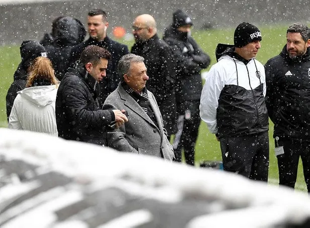 besiktas-baskani-ahmet-nur-cebiden-galatasaraya-erteleme-tepkisi-mazeret-uretmesinler-flas-talisca-sozleri-1647125780059.jpeg Beşiktaş Başkanı Ahmet Nur Çebi’den Galatasaray’a erteleme tepkisi: Mazeret üretmesinler! Flaş Talisca sözleri-1