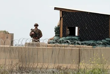 Irak ve Suriye’de ABD üslerine saldırı düzenlendi