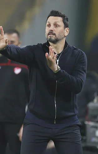 Fenerbahçe'de Galatasaray derbisi sonrası büyük değişim! Erol Bulut inadından vazgeçiyor