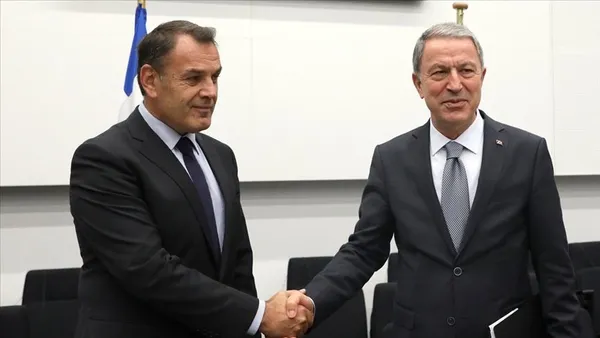 bakan-akar-yunanistan-savunma-bakani-panagiotopoulos-ile-telefonda-gorustu-1678373205576.jpg