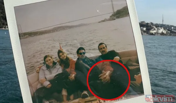 Afra Saraçoğlu ile Mert Ramazan Demir teknede dudak dudağa yakalandı! Yılın aşkından ilk görüntü ortalık yıkıldı Yalı Çapkını aşıkları... - 3