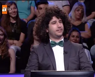 Kim Milyoner Olmak İsterde genç yarışmacı Arda Ayten 1 milyonluk soruya ulaştı! Milyoner 834. bölüm soru ve cevapları...