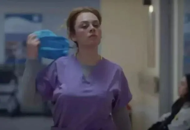 bahar-dizisinde-hic-gorulmeyen-cekim-hatasi-aylar-sonra-fark-edildi-1723292004612.jpg Bahar dizisinde hiç görülmeyen çekim hatası: Aylar sonra fark edildi!-3