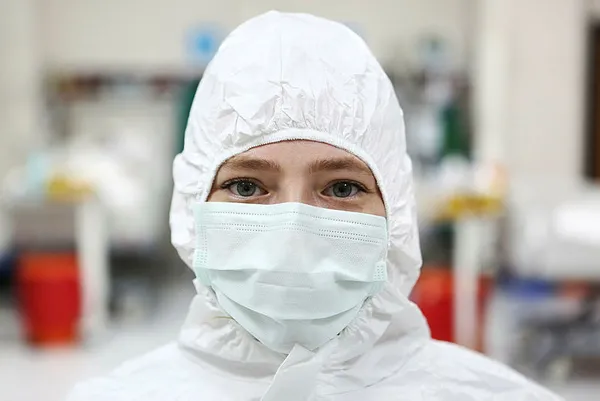 Sağlıkçıların simgesi Seher Hemşire’den mesaj var: Maske takmanın ne kadar önemli olduğunu maalesef hastaneye düştükten sonra anlıyorlar