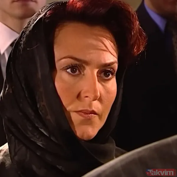 Kurtlar Vadisi’nin ağır ablası Şıvga Gerez’in şaşırtan kariyeri: Meğer Asena'dan önce o varmış - 1