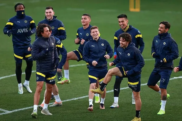 ‘Yerli’ El Clasico: Fenerbahçe ile Galatasaray Kadıköy'de karşılaşıyor! Okan Buruk ve Jorge Jesus'un derbi planları belli oldu-10