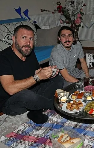 Trabzonspor Başkanı Ahmet Ağaoğlu'ndan Abdülkadir Ömür'e ziyaret