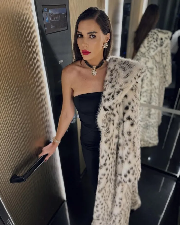 Hakan Ural’ın kızı Melisa Ural spor salonundan paylaşıp son haliyle şaşırttı! 3 ayda 10 kilo veren Sibel Can’la aynı diyeti uyguladı: Günde sadece 1 saat...-13