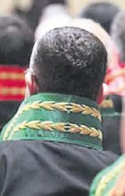 Her iki YARSAV üyesinden biri FETÖ'cü çıktı!