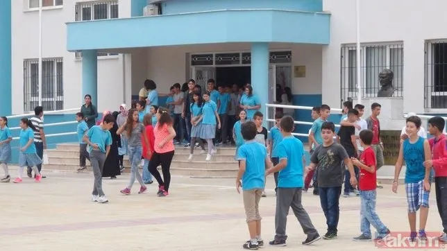 mujde-meb-10-gunluk-tatil-takvimini-acikladi-11-gun-daha-tatil-masada-1710065976452.jpg MEB 10 Günlük Tatil Takvimini Açıkladı! +11 Gün Daha Tatil Masada! Anaokulu, İlkokul 5.6.7.8.9.10.11.12. sınıflar...-2