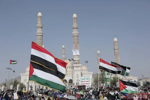 İsrail'in Yemen'i vurması sonrası Husiler'den "savaş" ilanı: "İlerleyen günler ve aylar zaferlerle dolu olacak" - 4