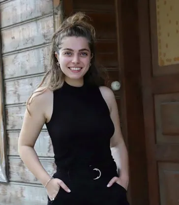 Hercai'nin Yaren'i İlay Erkök'ten şoke eden itiraf! 'Ben her şeyi çiğ yiyorum mesela denizden balığı çıkarıp...'-2
