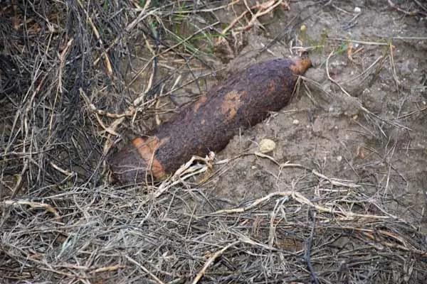 Manisa'da Kurtuluş Savaşı döneminden kaldığı tahmin edilen top mermisi bulundu-1