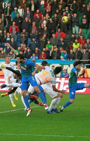 Rize'de puanlar bölüşüldü! MAÇ SONUCU: Çaykur Rizespor 1-1 Aytemiz Alanyaspor