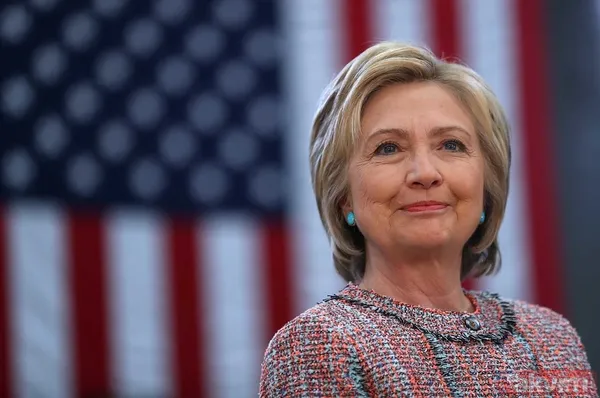 Kate Middleton videosu deepfake mi yapay zeka mı? Kanser açıklaması iddialara son vermedi! Didik didik incelediler: Yedi yıl önce de aynı kazağı giymişti - 18