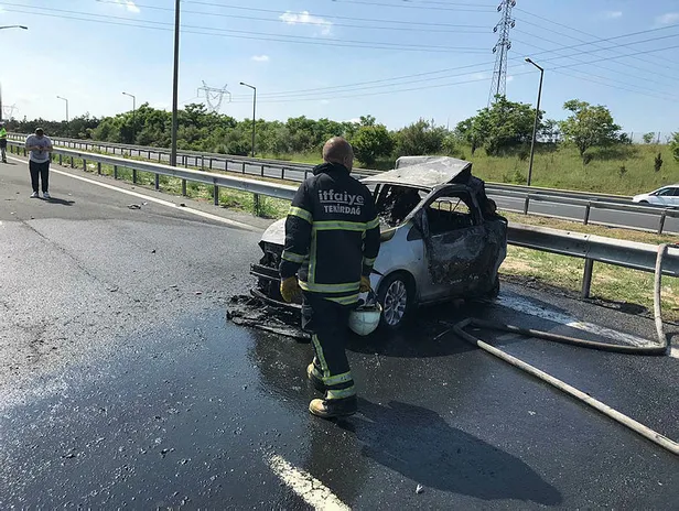 Son dakika haberi: Tekirdağ'da bayramın ikinci günü feci kaza! TIR'la otomobil çarpıştı: 5 kişi yanarak öldü-11