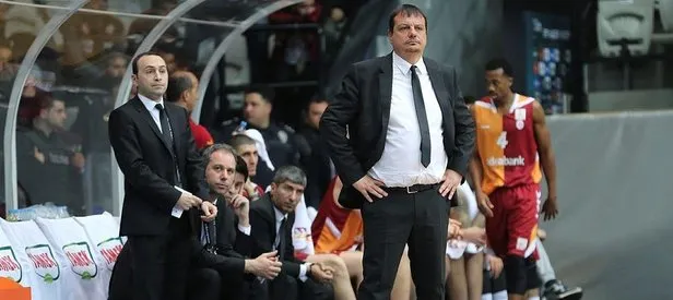 Beşiktaş ve G.Saray'dan olaylı derbi!