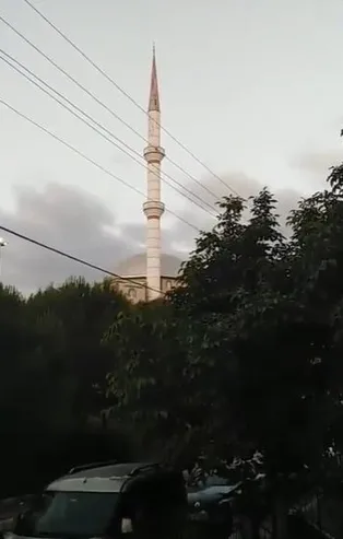 İzmir'deki 'Çav Bella' provokasyonuna yenileri eklendi: Bu kez cami hoparlörlerinden Selda Bağcan şarkısı çalındı