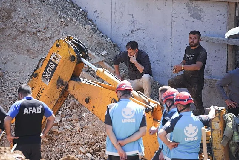 Çekmeköy'de bir inşaatta göçük! Acı haber geldi: 1 işçi hayatını kaybetti-5