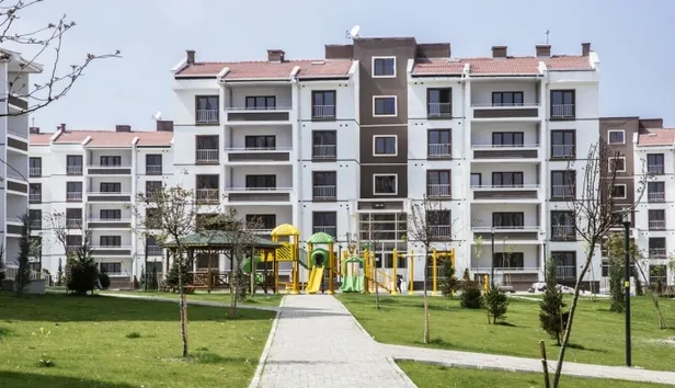 TOKİ'den o şehirlerde kurasız dar, alt gelir ve asgari ücretli çalışana konut satışı! 10 sene vadeli 750 TL taksitle ev sahibi olun!-4