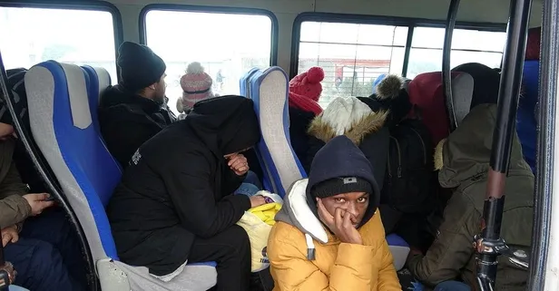 Son dakika: Çanakkale’de 62 kaçak göçmen yakalandı