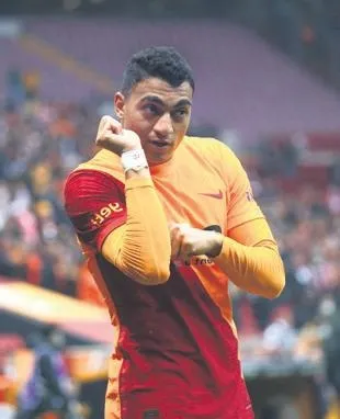 trabzonsporun-yeni-firtinasi-tymoteusz-puchaczin-scout-ekibinin-verdigi-raporun-satir-baslarina-takvim-ulasti-1641680144105.jpeg Trabzonspor'un yeni fırtınası Tymoteusz Puchacz'ın scout ekibinin verdiği raporun satır başlarına Takvim ulaştı!-16