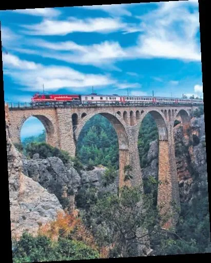 Adana, ziyaretçilerini hayran bırakıyor! Gidin gezin tadın-1